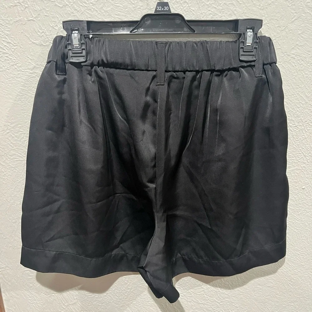 Black High-Waist Pleated Dress Shorts Dictionary Size Small 4-6 EUC
